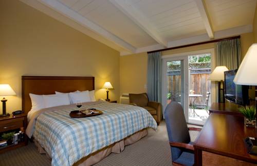 Imagen de la habitación del Hotel Red Cottage Inn. Foto 5