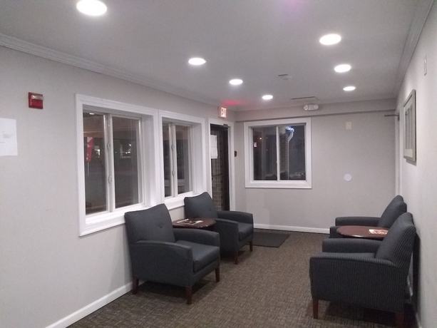Imagen de los interiores del Hotel Red Crown Inn, Laurel. Foto 16