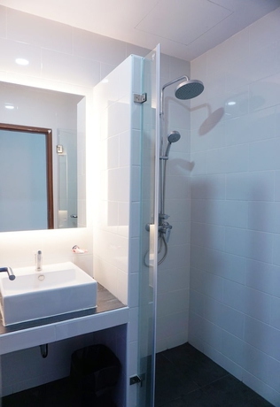 Imagen de la habitación del Hotel Red Door. Foto 11