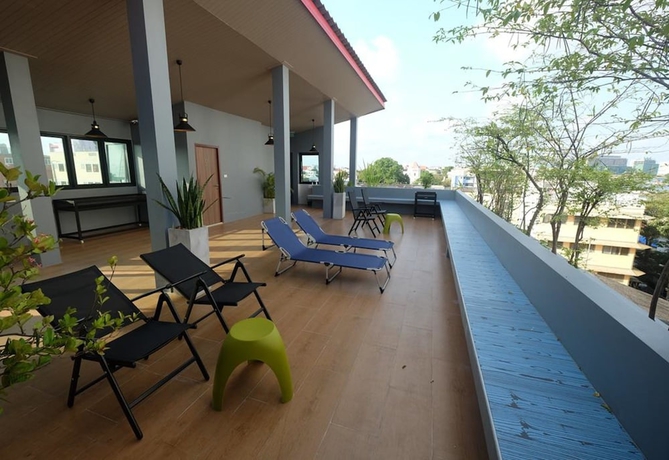 Imagen de los exteriores del Hotel Red Door. Foto 15