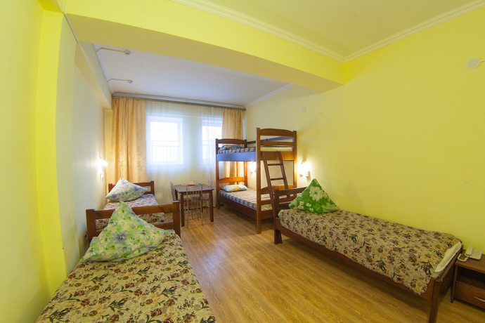 Imagen de la habitación del Hotel Red. Foto 15