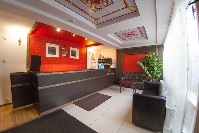 Imagen de los interiores del Hotel Red. Foto 20