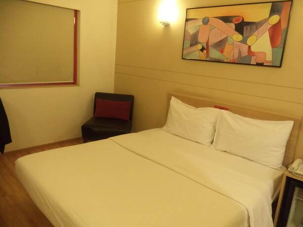 Imagen de la habitación del Hotel Red Fox, East Delhi. Foto 26