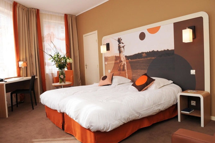 Imagen de la habitación del Hotel Red Fox. Foto 4