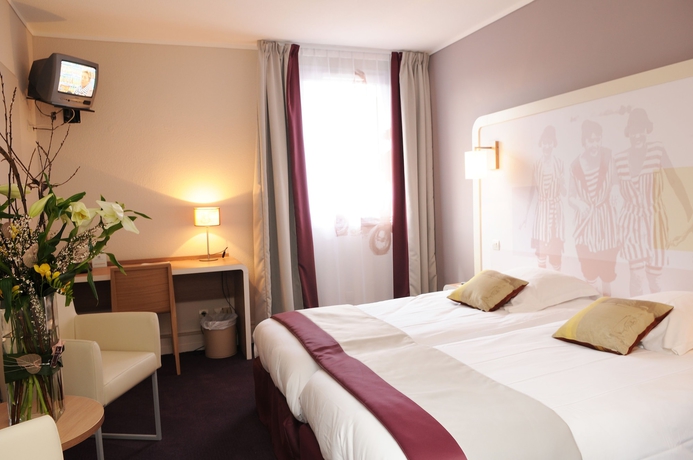 Imagen de la habitación del Hotel Red Fox. Foto 16