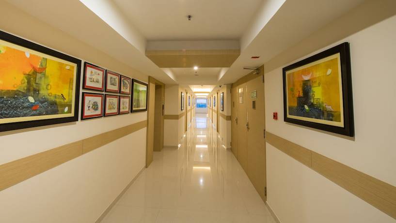 Imagen de los interiores del Hotel Red Fox - Tiruchirappalli. Foto 20