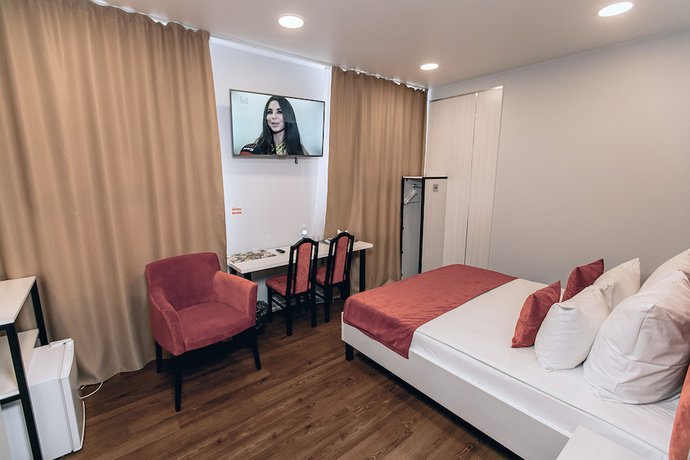 Imagen de la habitación del Hotel Red Fox in the center. Foto 15