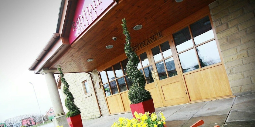 Imagen de los interiores del Hotel Red Hall. Foto 12