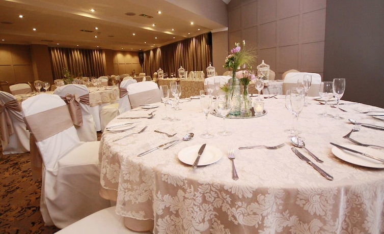 Imagen de los interiores del Hotel Red Hall. Foto 19