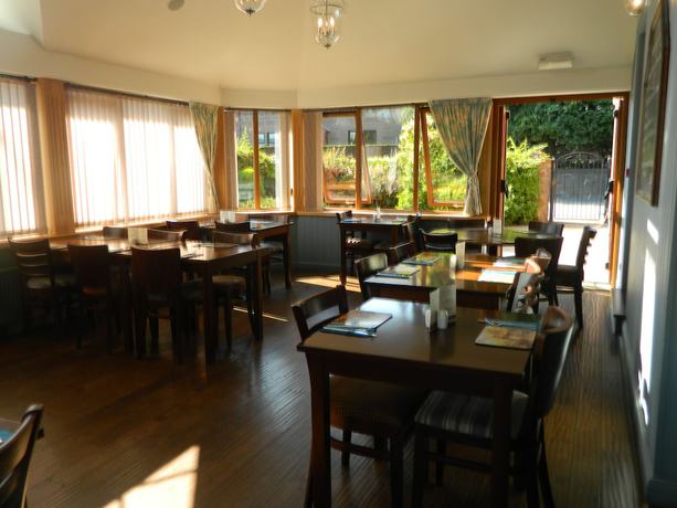Imagen del bar/restaurante del Hotel Red House. Foto 5