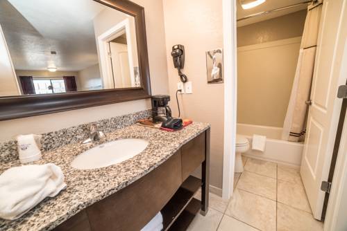 Imagen de la habitación del Hotel Red Ledges Inn. Foto 4