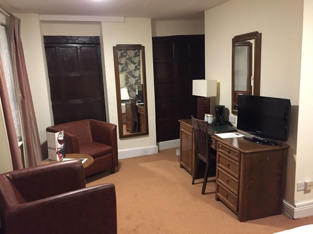 Imagen de la habitación del Hotel Red Lion, Basingstoke and Deane. Foto 2