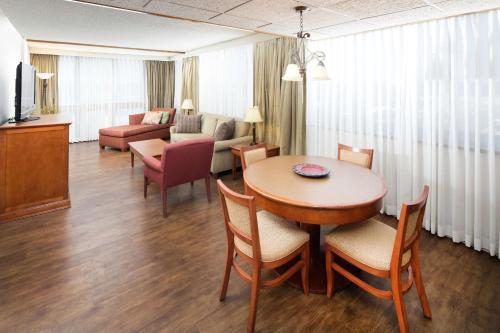 Imagen de la habitación del Hotel Red Lion Boise Downtowner. Foto 17