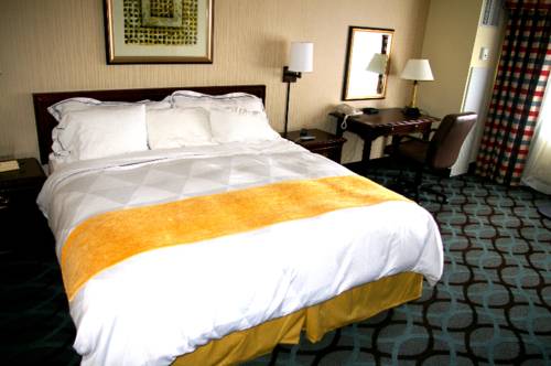 Imagen de la habitación del Hotel Red Lion High Point. Foto 2