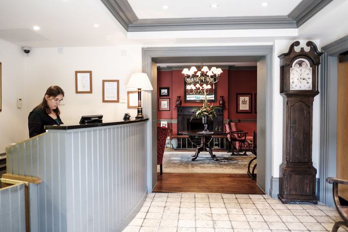 Imagen de los interiores del Hotel Red Lion, Hillingdon. Foto 20