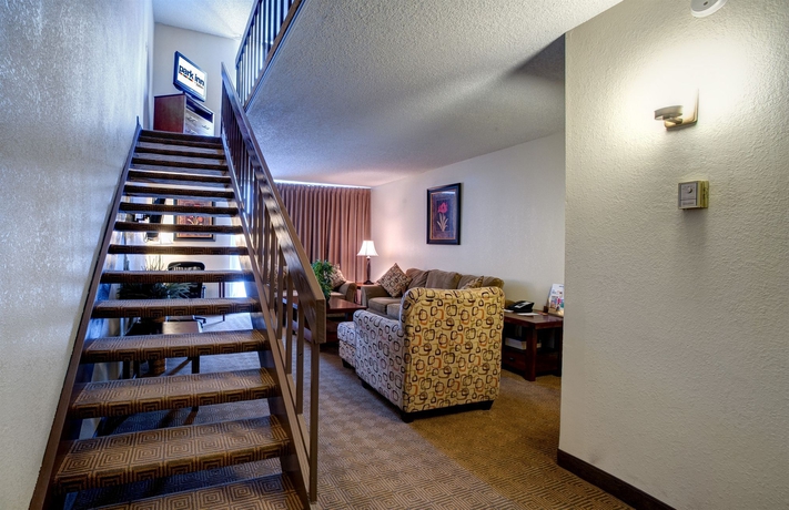 Imagen de los interiores del Hotel Red Lion Hotel Houston Intercontinental Airport. Foto 8