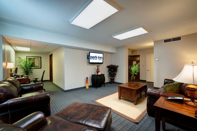 Imagen de los interiores del Hotel Red Lion Hotel Houston Intercontinental Airport. Foto 9