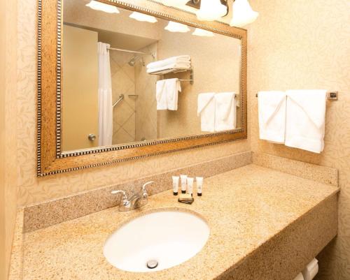 Imagen general del Hotel Red Lion Hotel Wenatchee City Center. Foto 2