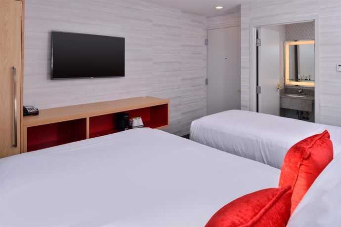 Imagen de la habitación del Hotel Red Lion Inn & Suites Brooklyn. Foto 7