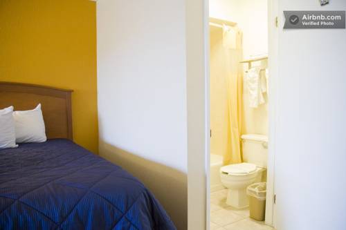 Imagen de la habitación del Hotel Red Lion Inn & Suites Lemoore. Foto 2