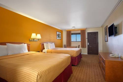 Imagen de la habitación del Hotel Red Lion Inn & Suites Lemoore. Foto 10