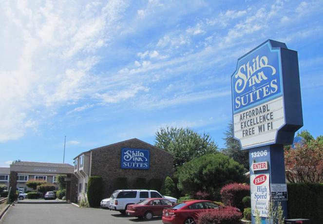 Imagen general del Hotel Red Lion Inn & Suites Vancouver. Foto 1