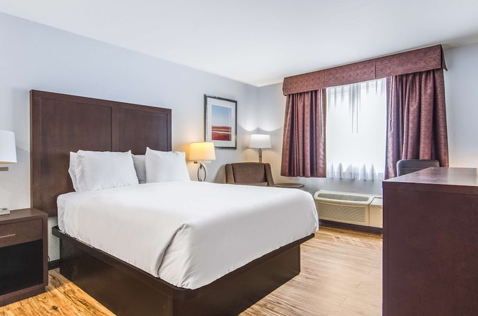 Imagen de la habitación del Hotel Red Lion Inn and Suites Des Moines. Foto 14