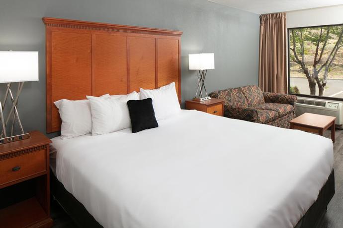 Imagen de la habitación del Hotel Red Lion Inn and Suites Deschutes River Bend. Foto 8
