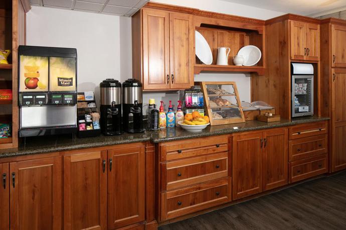 Imagen del bar/restaurante del Hotel Red Lion Inn and Suites Deschutes River Bend. Foto 4