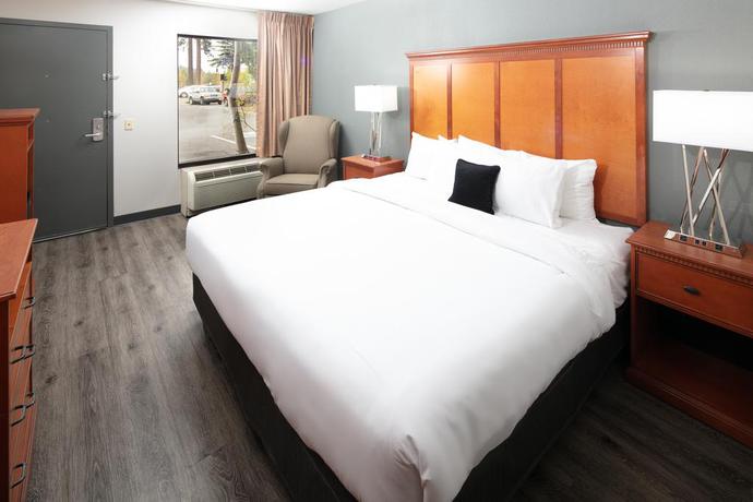 Imagen de la habitación del Hotel Red Lion Inn and Suites Deschutes River Bend. Foto 10