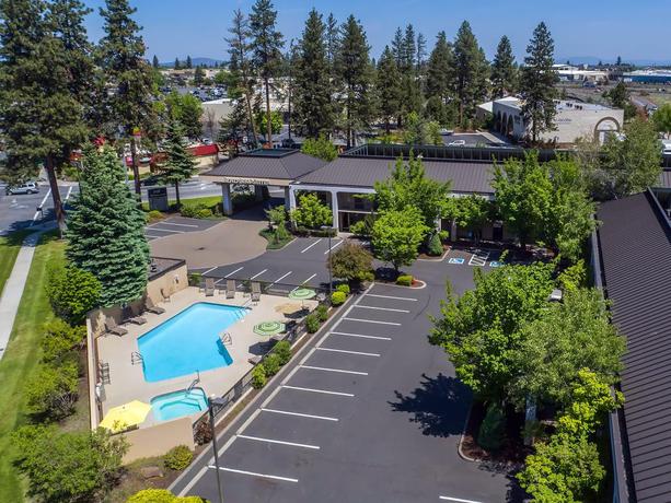 Imagen general del Hotel Red Lion Inn and Suites Deschutes River Bend. Foto 2