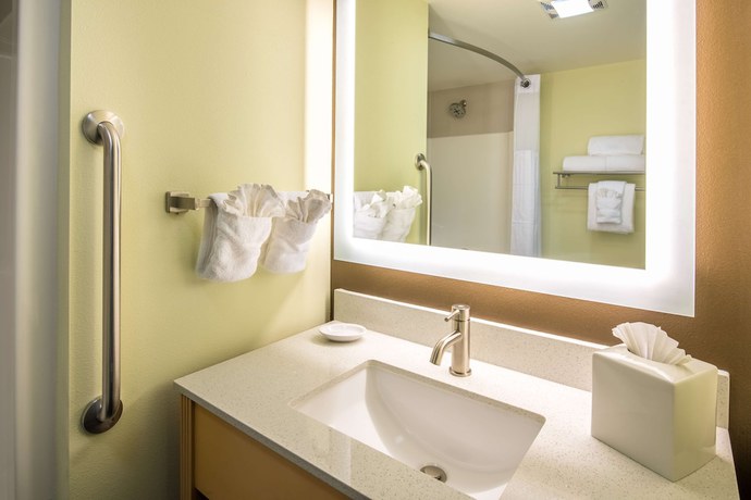 Imagen de la habitación del Hotel Red Lion Inn and Suites Everett. Foto 6