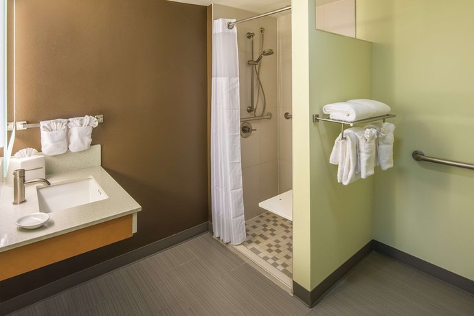 Imagen de la habitación del Hotel Red Lion Inn and Suites Everett. Foto 8
