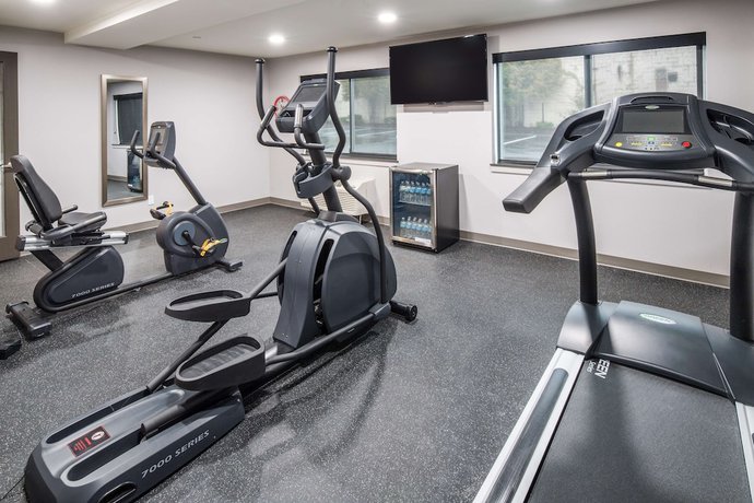 Imagen de los interiores del Hotel Red Lion Inn and Suites Everett. Foto 12