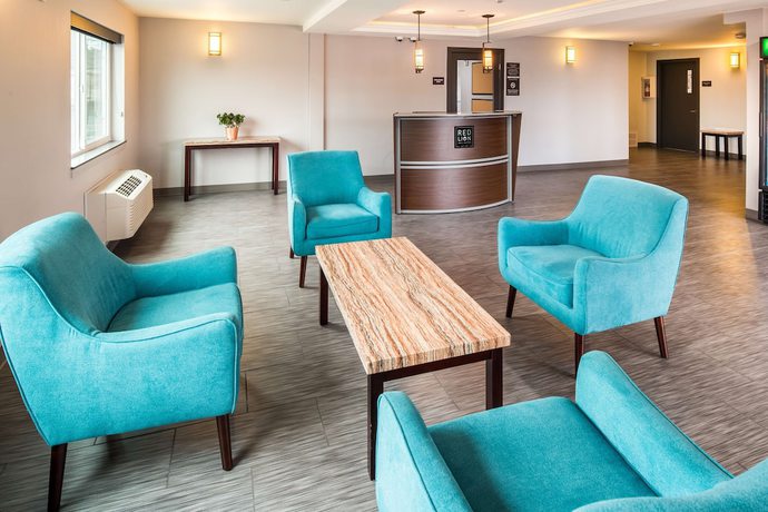 Imagen de los interiores del Hotel Red Lion Inn and Suites Everett. Foto 13