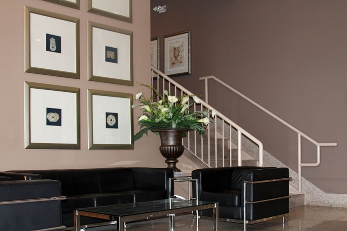 Imagen de los interiores del Hotel Red Lion Inn and Suites. Foto 10