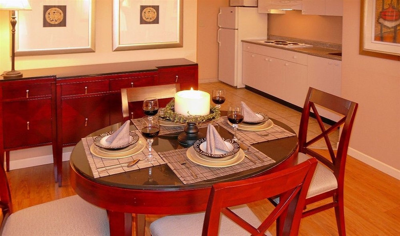 Imagen de la habitación del Hotel Red Lion Inn and Suites. Foto 5