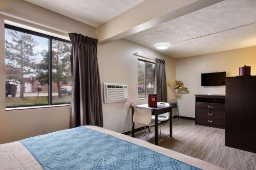 Imagen de la habitación del Hotel Red Lion Inn and Suites Olathe Kansas City. Foto 13