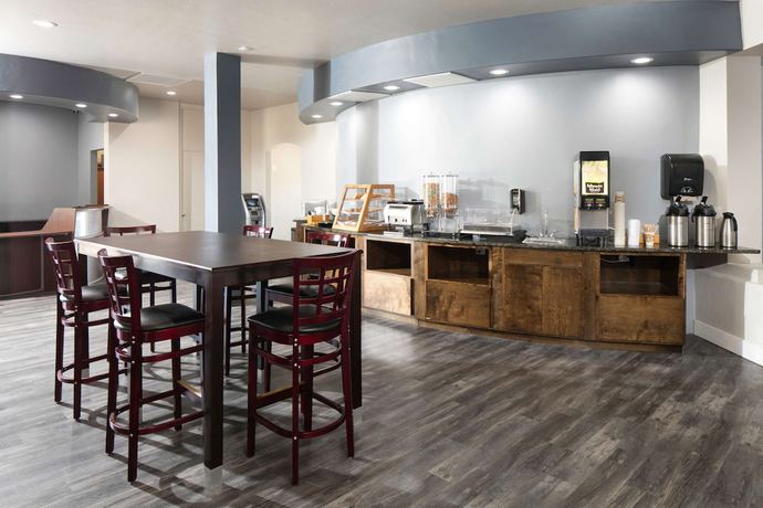 Imagen del bar/restaurante del Hotel Red Lion Inn and Suites Tucson Downtown. Foto 2