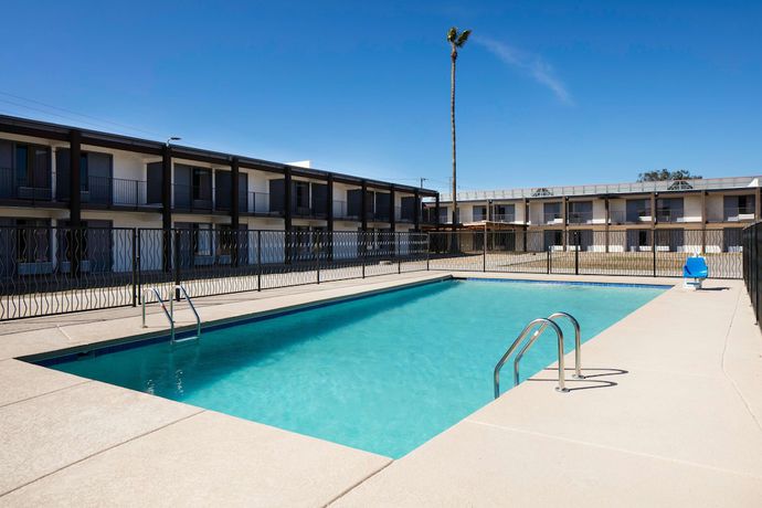 Imagen de la piscina del Hotel Red Lion Inn and Suites Tucson Downtown. Foto 20