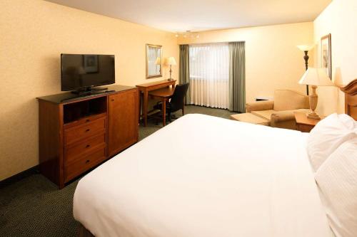 Imagen de la habitación del Hotel Red Lion Kennewick Columbia Center. Foto 10