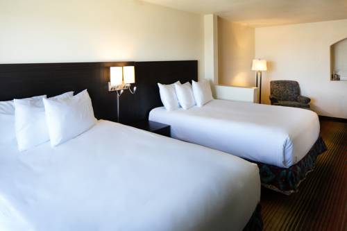 Imagen de la habitación del Hotel Red Lion Lajunta. Foto 3