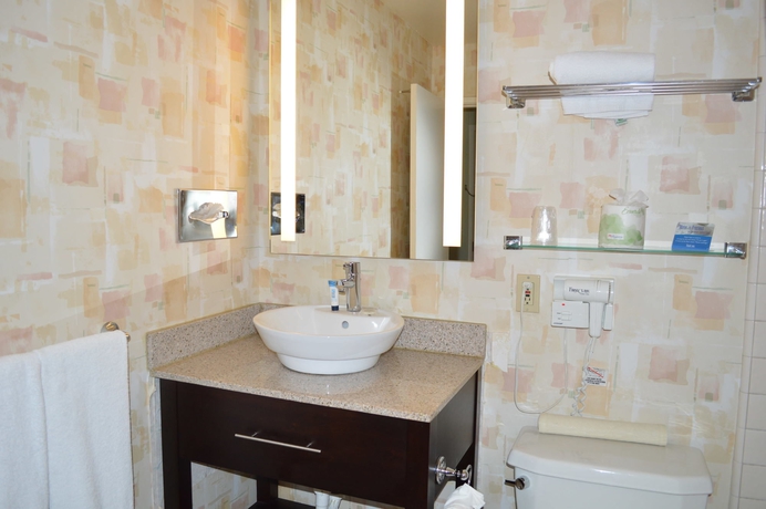 Imagen de la habitación del Hotel Red Lion Monterey. Foto 8