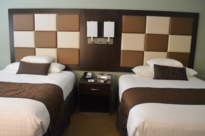 Imagen de la habitación del Hotel Red Lion Monterey. Foto 11