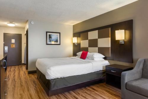 Imagen de la habitación del Hotel Red Lion Monterey. Foto 7