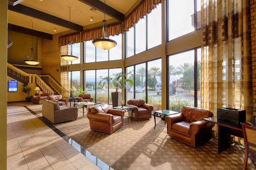 Imagen general del Hotel Red Lion Redding. Foto 7