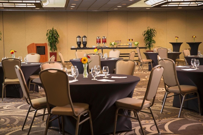 Imagen de los interiores del Hotel Red Lion Salt Lake Downtown. Foto 15