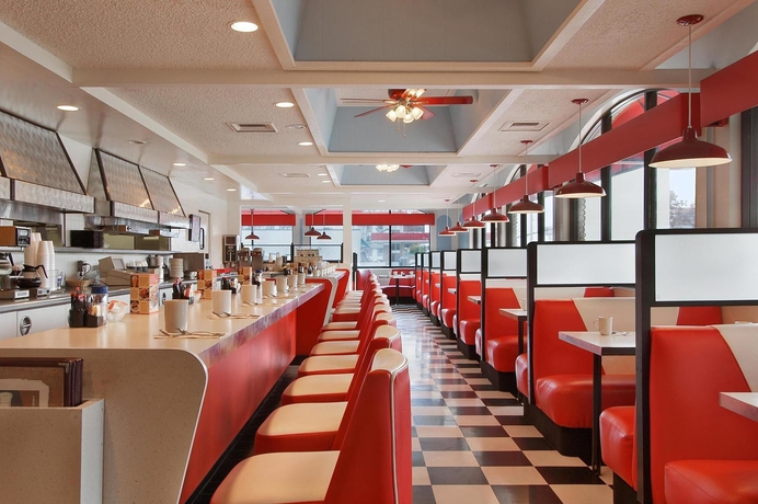 Imagen del bar/restaurante del Hotel Red Lion Salt Lake Downtown. Foto 2