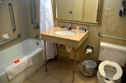 Imagen de la habitación del Hotel Red Lion St Joseph. Foto 10