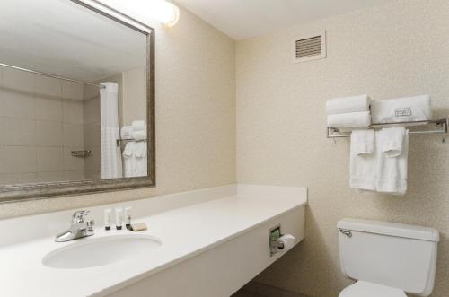 Imagen de la habitación del Hotel Red Lion and Conference Center Cheyenne. Foto 14